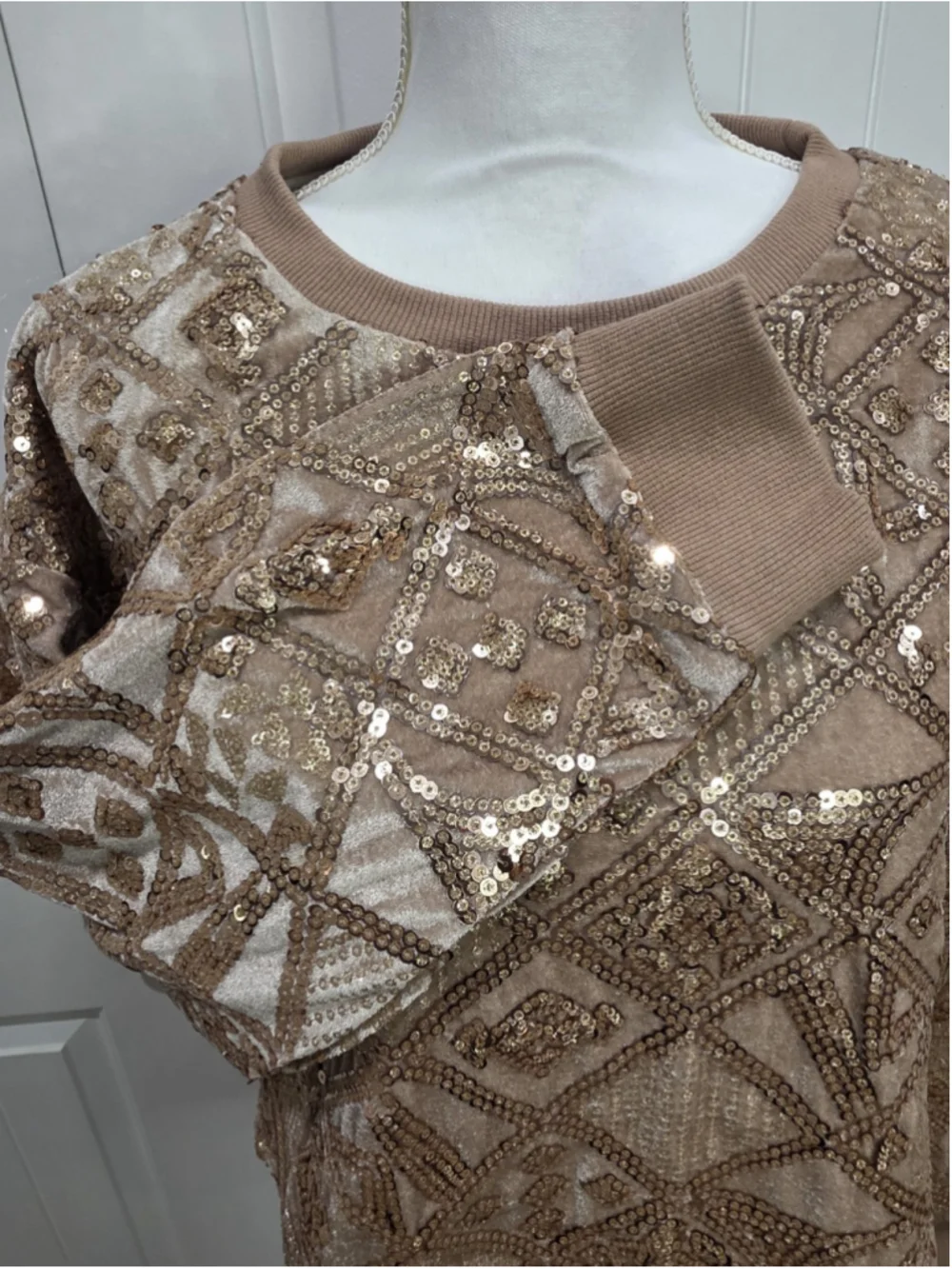 Piper & Scoot Exclusive Sequin Velvet Lounge Set Gold Champagne Top S OS Pants L